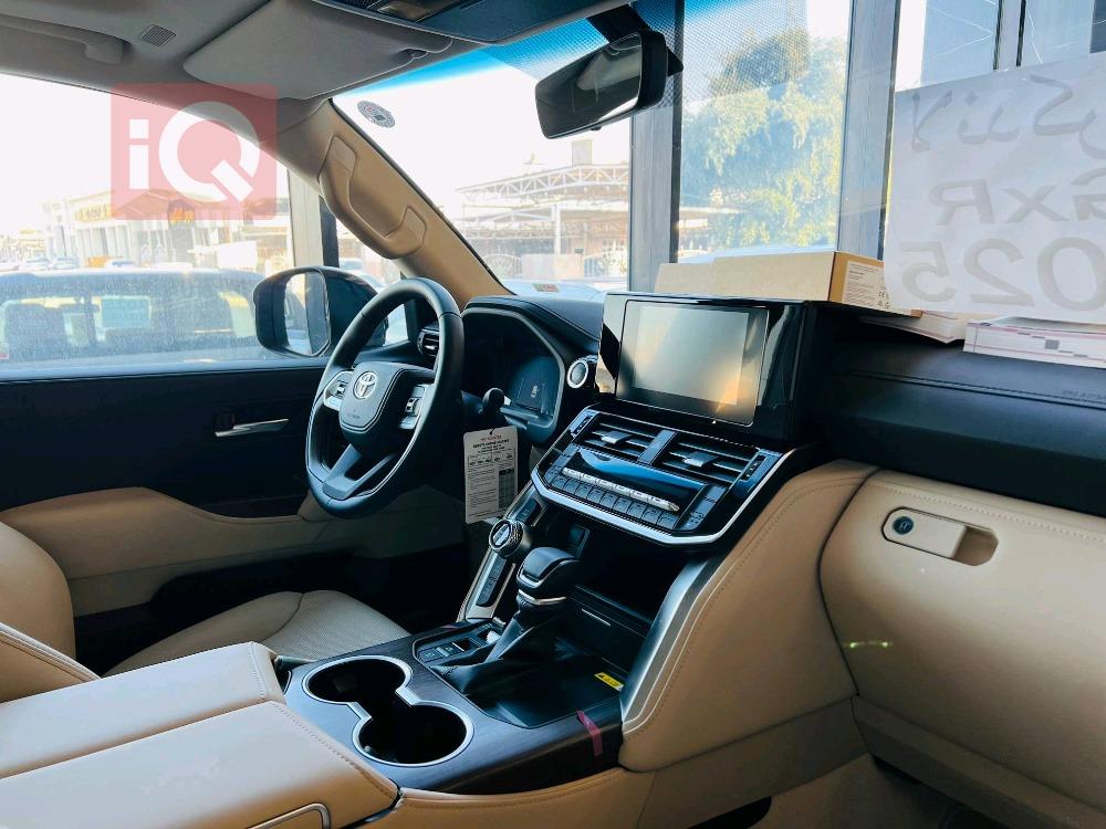 تويوتا لاندكروزر